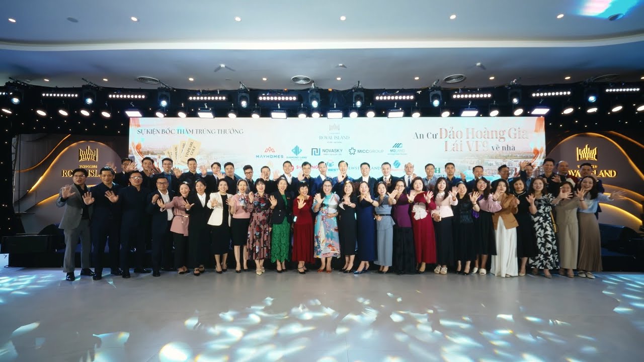 Vinhomes TV | HỒI HỘP - BÙNG NỔ - VỠ ÒA CẢM XÚC TẠI SỰ KIỆN “AN CƯ ĐẢO HOÀNG GIA - LÁI VF9 VỀ NHÀ”